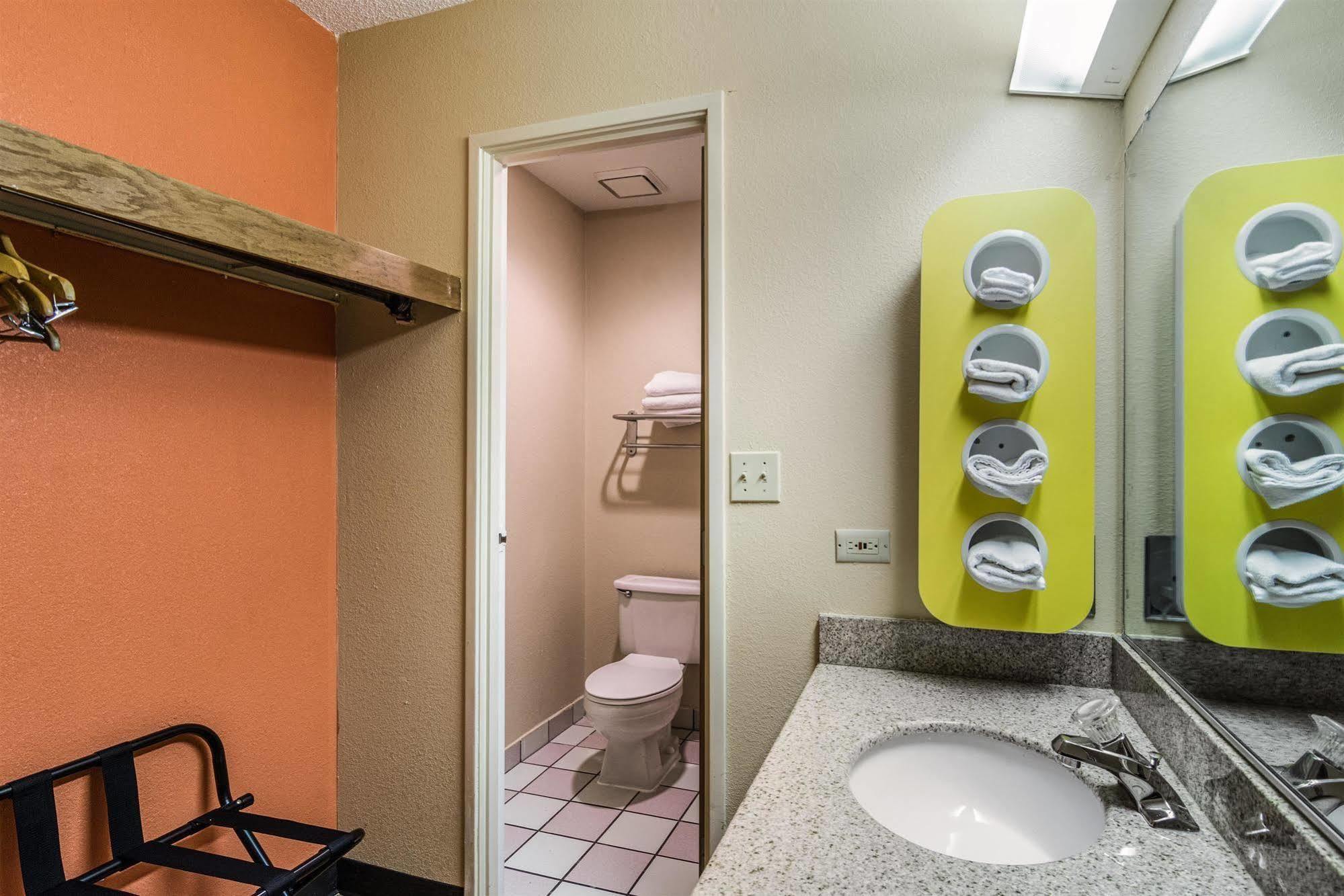 Motel 6-Libertyville, Il Exteriér fotografie