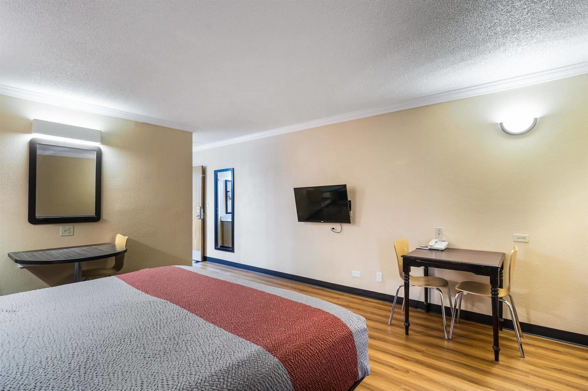 Motel 6-Libertyville, Il Exteriér fotografie